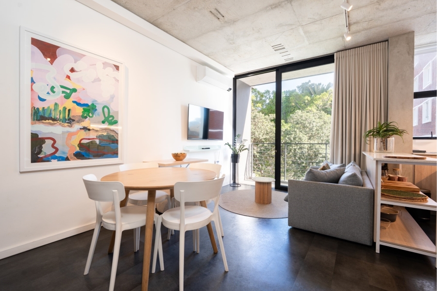 1 Bedroom Property for Sale in Sea Point Western Cape